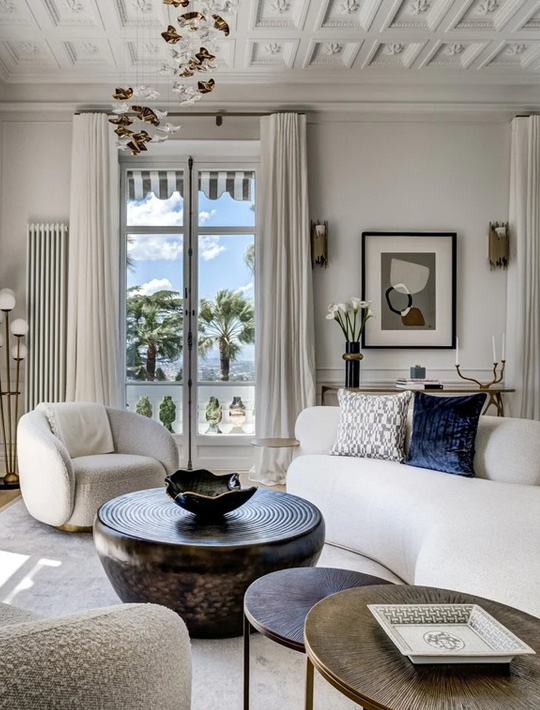 Pied a Terre, Cannes