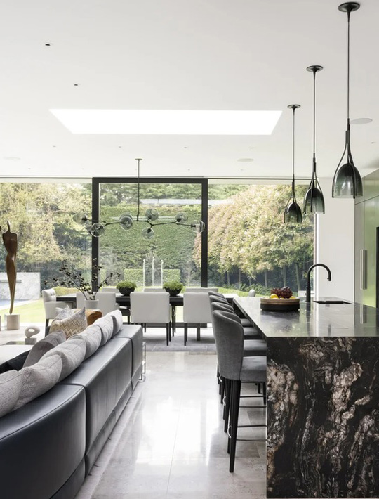 Family Home, Richmond